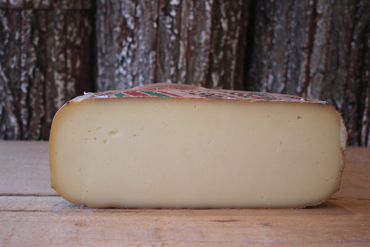 Fromages au lait de brebis - FROMAGERIE LALLIARD